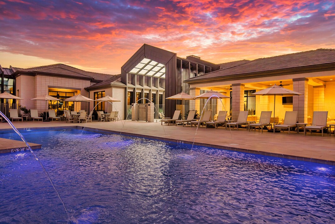 Encantada La Estancia in Tucson, AZ - Foto de edificio