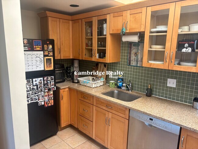 140 Pearl St, Unit 3A