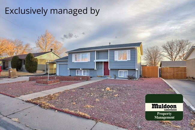 138 Mac Neil Rd in Pueblo, CO - Building Photo - Building Photo