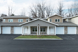 The Apex at Crossgates in Albany, NY - Building Photo - Building Photo