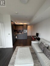 20 O'Neill Rd in Toronto, ON - Building Photo - Building Photo