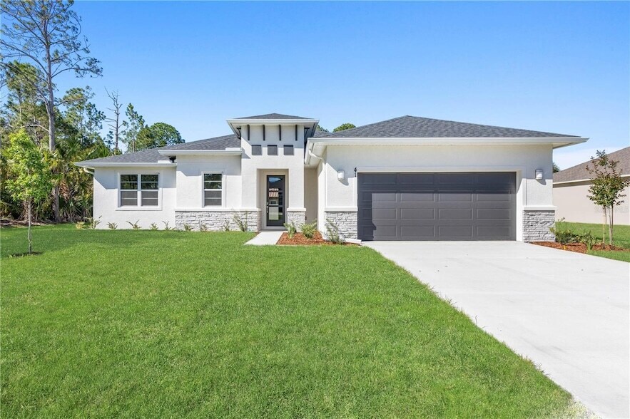 328 SW 29th Ave in Cape Coral, FL - Building Photo