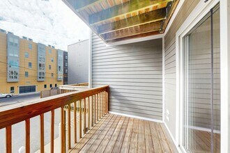 111 W 8th St in Boston, MA - Building Photo - Building Photo