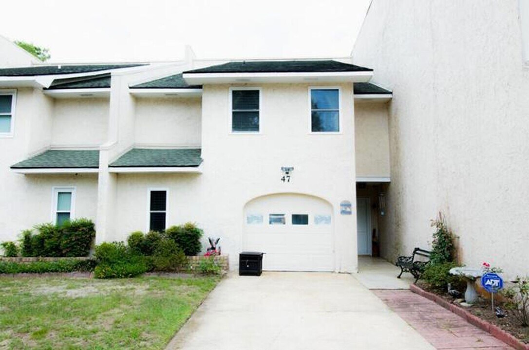 47 Rivers Point Row in Charleston, SC - Building Photo