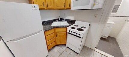 370 Commonwealth Ave, Unit 379-2 in Boston, MA - Foto de edificio - Building Photo