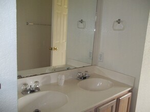 2205 Garrett Dr in Killeen, TX - Building Photo - Building Photo