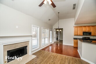 6257 Vinings Vintage Dr SE in Mableton, GA - Foto de edificio - Building Photo