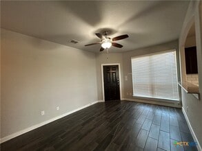 430 Creekside Curve in New Braunfels, TX - Building Photo - Building Photo