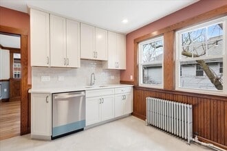 256 S Huntington Ave, Unit 2 in Boston, MA - Building Photo - Building Photo