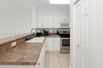 9353 SW 227th St in Cutler Bay, FL - Building Photo - Building Photo