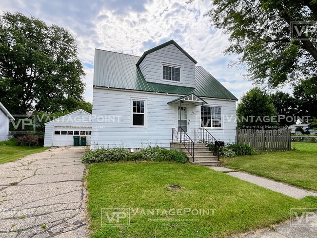 property at 320 Houston St