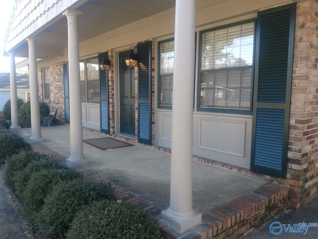 11012 Crestfield Dr SE in Huntsville, AL - Building Photo - Building Photo