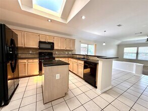 17129 Bishopsgate Dr in Pflugerville, TX - Building Photo - Building Photo