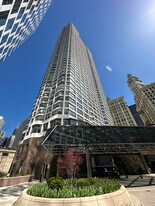 405 N Wabash Ave in Chicago, IL - Building Photo