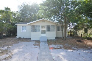119 N Longfellow Blvd in Lakeland, FL - Building Photo