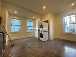 261B W Newton St, Unit B in Boston, MA - Building Photo - Building Photo