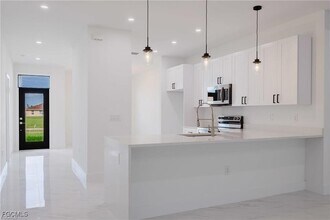 1013 El Dorado Blvd N in Cape Coral, FL - Building Photo - Building Photo