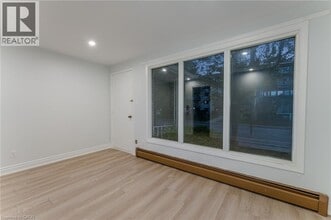 150 Hagar St in Welland, ON - Building Photo - Building Photo