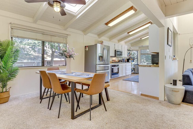 2820 Greenway Dr in Kelseyville, CA - Building Photo - Building Photo