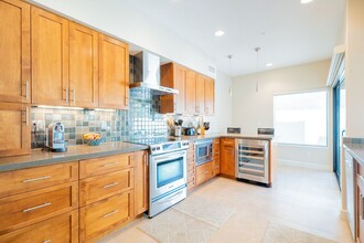 10640 E Vogel Ave in Scottsdale, AZ - Building Photo - Building Photo