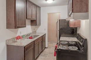 Waite Park Crossing in Waite Park, MN - Building Photo