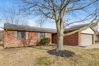 7722 Maradona Dr S in Indianapolis, IN - Building Photo - Building Photo