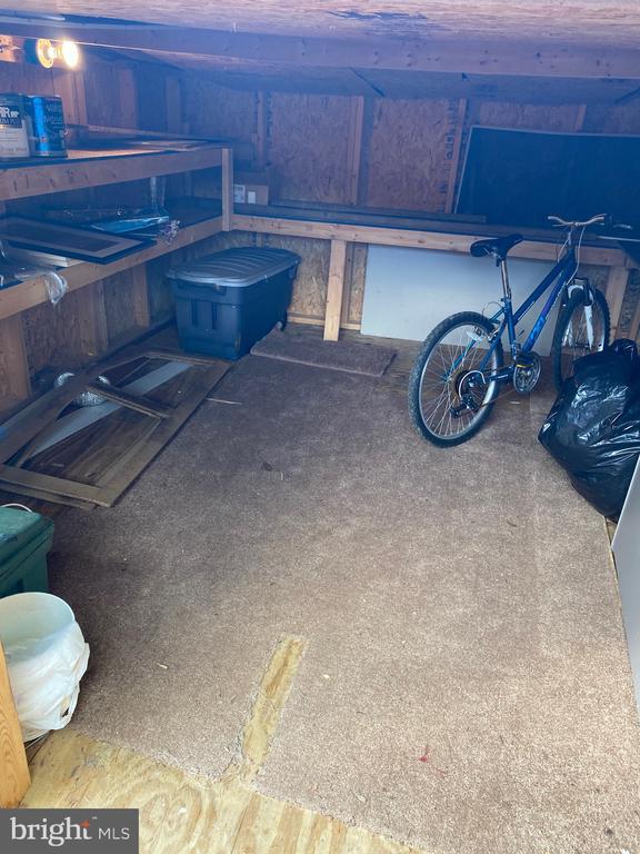 14105 Honey Hill Ct in Centreville, VA - Building Photo - Building Photo