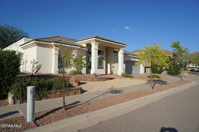 6693 Capitan Ridge in El Paso, TX - Building Photo - Building Photo