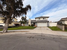 5373 Cumberland Dr in Cypress, CA - Building Photo