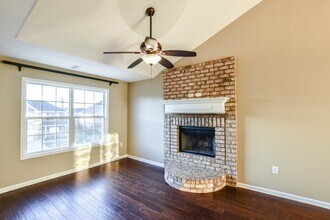 3337 Franklin Meadows Way in Clarksville, TN - Building Photo - Building Photo