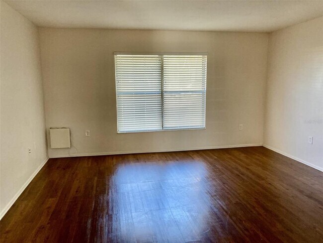 5008 Manatee Ave W in Bradenton, FL - Building Photo - Building Photo