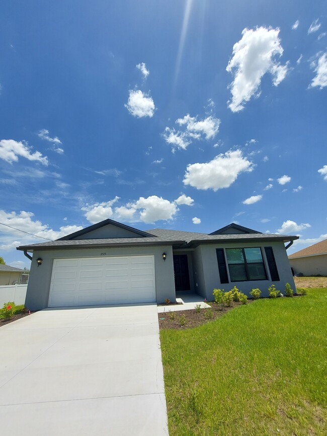 property at 2519 NE 7th Ave