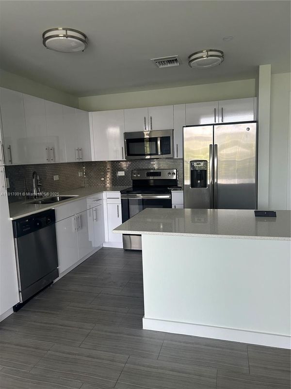 property at 1776 Polk St