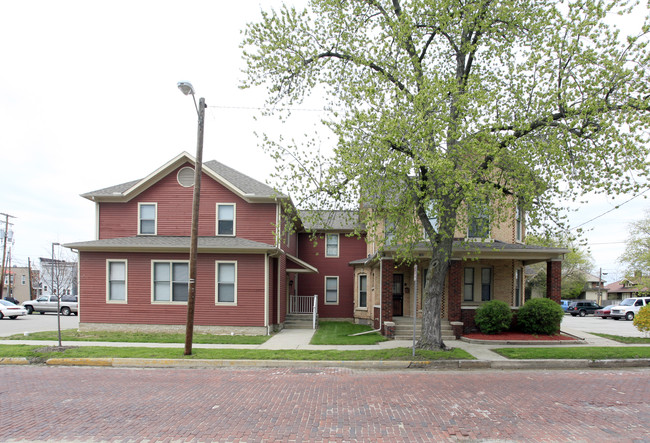 132 State St in Elkhart, IN - Foto de edificio - Building Photo