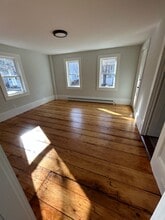 73 Essex St, Unit 1 in Beverly, MA - Building Photo - Building Photo