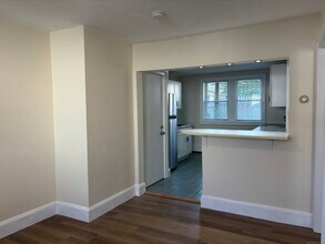 12 Broad St in Norwalk, CT - Building Photo - Building Photo