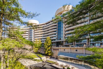 The Foxhall in Washington, DC - Building Photo - Building Photo