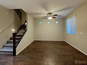 2515 N 73rd Dr in Phoenix, AZ - Building Photo - Building Photo