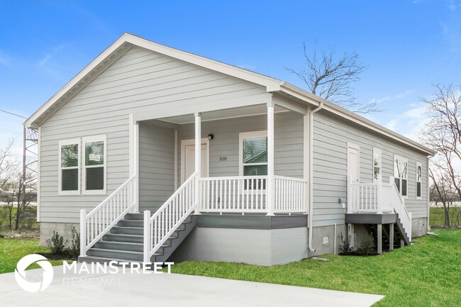 310 Bundy St in San Antonio, TX - Building Photo - Building Photo