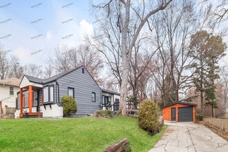 9358 E 67 Terrace in Raytown, MO - Building Photo - Building Photo