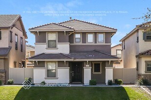 5816 E Harmony Ave in Mesa, AZ - Building Photo