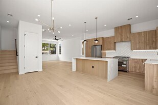 1714 Woodland Ave in Austin, TX - Building Photo