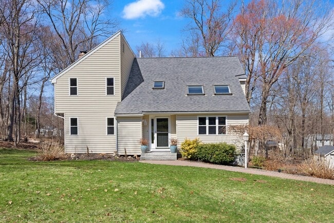 property at 5 Susan Dr