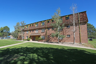 Garden Center Apartments