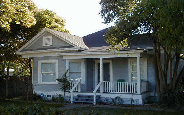 1507 Dutton Ave in Santa Rosa, CA - Foto de edificio - Building Photo