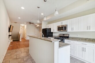 1728 N Gratz St in Philadelphia, PA - Building Photo - Building Photo