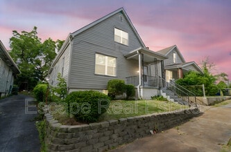 5834 Victoria Ave in St. Louis, MO - Building Photo - Building Photo