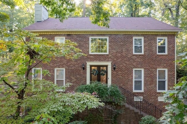 property at 2339 Milstead Cir NE