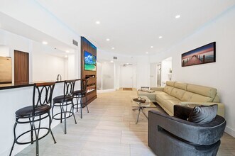 16485 Collins Ave, Unit 232 in Sunny Isles Beach, FL - Building Photo - Building Photo