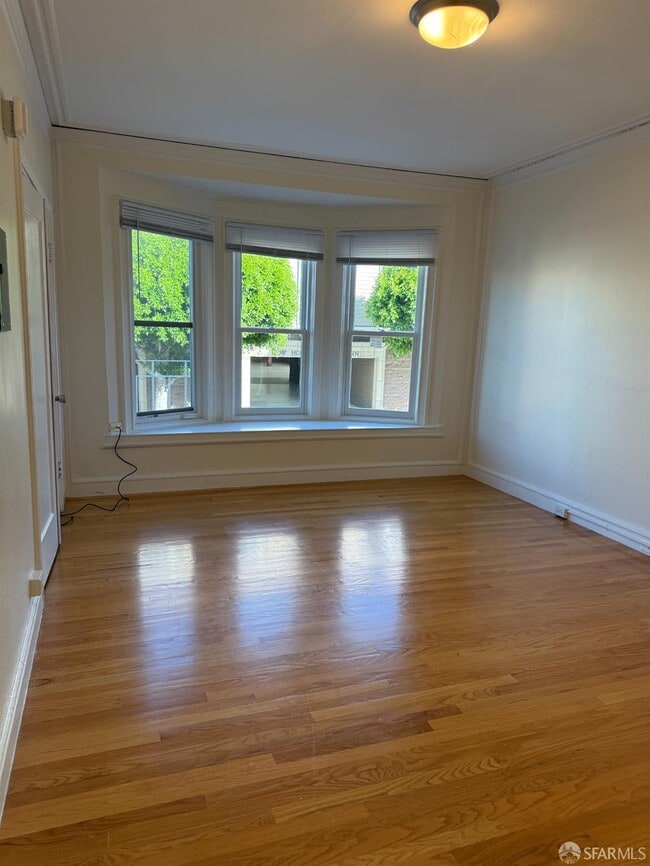 property at 3315 Steiner St